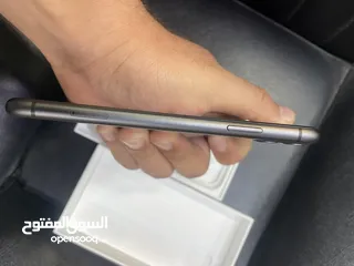  4 iPhone 11 128 giga بحال الجديد