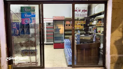  4 محل للبيع جبل اللويبدة (خلو)