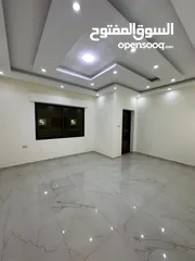  5 شقق فاخره للبيع في البنيات