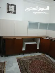  8 مطبخ خشب جوايكو مميز شبه جديد للبيع بالسعر مميز جدا المطبخ عبارة عن 3 واجهات بحالة الوكالة مميز جدا