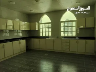  5 بيت شعبي للايجار بام صلال علي