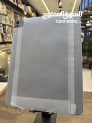  1 iPad Pro M4 13" 2024 – 256GB  Cellular  جديد بدون كرتونة، مع الكفالة