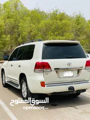  2 Toyota land cruiser 2010 single owner