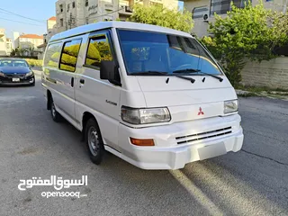  9 ميتسوبيشي L300 نقل مشترك موديل 2008 لون ابيض