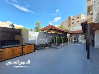  4 شقة شبه مفروشة للبيع في الحمر بمساحة بناء 240م