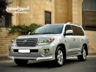  2 تويوتا لاند كروزر (GXR 2015 (V8 وارد صيانة الشركة ( طلب خاص 60th) مالك واحد بحالة الوكالة