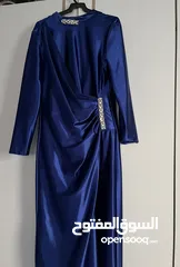  1 فستان أزرق ملبوس مره وحده فقطططط  قياس L (40) بسطللل عاللبس