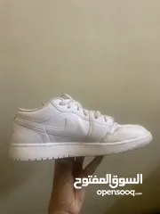  2 حذاء نايكي ابيض