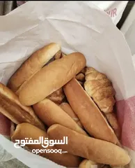  3 خبز وقرصان مجففه ناشف للغنم