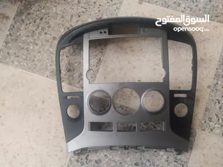  14 قطع مستعمله و اكسسوارات مختلفة للسيارات