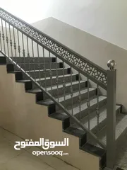  11 حواجز الدرج والبلكونات