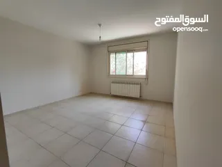  3 فرصة سكنية مميزة لعشاق المساحات الواسعة والهدوء- الموقع: الطيرة – خلف الريف