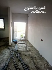  9 بيت مستقل وارض