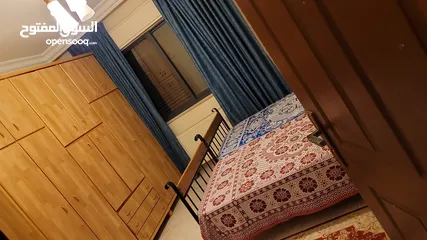  5 شقة سكنية مفروشة غرفتين نوم للايجار بالشميساني