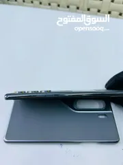  5 كامون 40 برو استعمال يومين فقط 256 جيجا ارام 12+12بصلاة عنبي ماشاءالله 5G