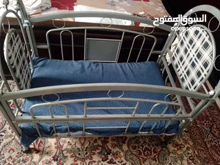  1 تخت حديد استعمال بسيط لغايه 6 سنوات