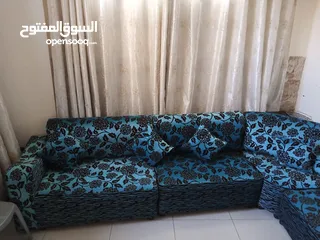  3 كنب 10 مقاعد للبيع بسعر مغري خشب كويس بتحمل الضغط