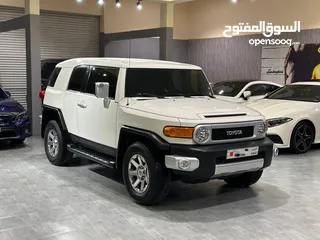  3 TOYOTA FJ 2016