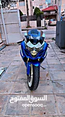  6 دراجة سوزوكي GSXR1000 ريس موديل 2009