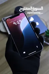  10 iPhone 11 Pro B:75% iPhone 12 B:92% iPhone 12 Pro B:77% iPhone 13 B:76%