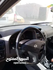  2 اوبل أسترا  سويسريه