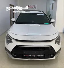  2 Kia Niro Hybrid