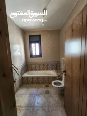  14 فلل للبيع  في منطقة سردا