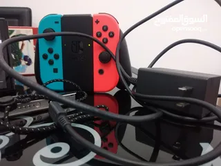  11 Nintendo Switch OLED - قابلية توسيع حتى 1tritabite الذاكرة للبيع بحالة ممتازة استعمال قليل