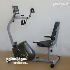  1 دراجة مسند متكامله مميزة جدا