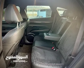  19 هونداي توسان  N-LINE  فل بدون فتحة  2x4 ///240Hp بنزين + كهرباء  2022 ( Haybrid) 1600cc
