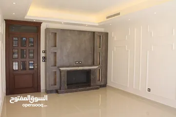  12 فيلا نظام اسباني ملكية اقل من سعر التكلفة