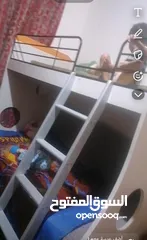  4 تخت طابقين خشب وحديد للبيع بحالة جيدة
