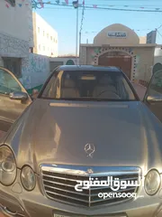  2 مرسيدس E200 2003