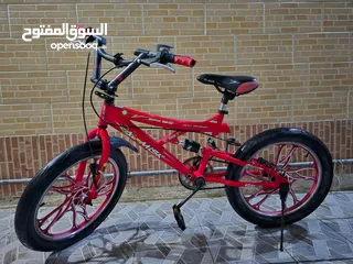  1 دراجة هوائىة نوع BMX