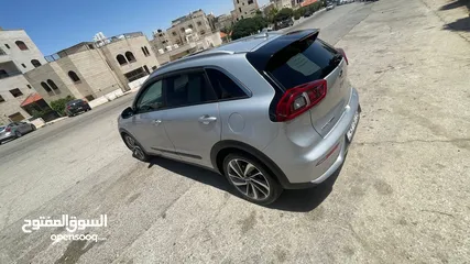  2 للبيع كيا نيرو 2017 "تورنج" أعلى فئة. مواصفات فل كامل  kia niro touring 2017 full options
