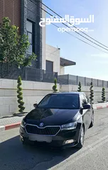  18 سكودا فابيا 2022 اوتماتيك بنزين سحب شركة فحص نخب