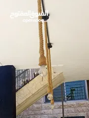  27 ثريات ومعلقات جديده استعمل بكم شهر للبيع بداعي السفر والرحيل