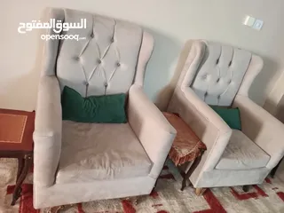  5 طقمين كنب للبيع بسعر مغري
