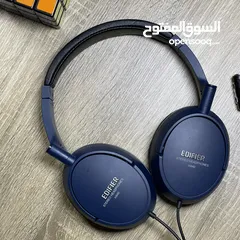  1 سماعات احترافية اصلية ايديفاير Edifier غير قابلة للكسر  معها شنطة بحال الوكالة بسعر مميز