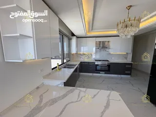  9 روف فاخر جديد لم يسكن تشطيبات عالية الجودة