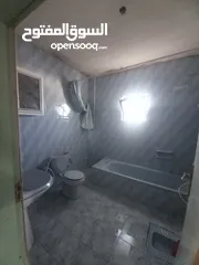  13 شقة طابقية