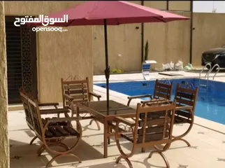  21 جلسات خارجية و مقاعد