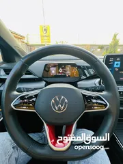  11 ‏Volkswagen ID6 black edition