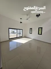  4 فيلا للايجار في القرم مقابل فندق كراون بلازا-5BHK VILLA at Qurum opposite CROWNE PLAZA