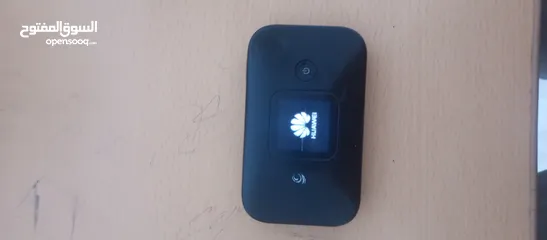  2 راوتر هواوي شغال 100 بس 3.99