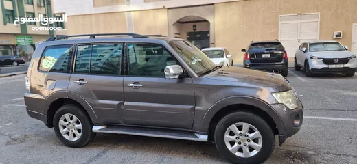  6 Mitsubishi pajero 2013 for sale in perfect condition