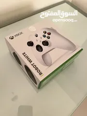  1 Xbox Series X Controller