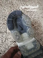  5 حذاء نايك اصلي مستعمل اقل من اسبوعين   فقط للي بفهم بابالحذاء