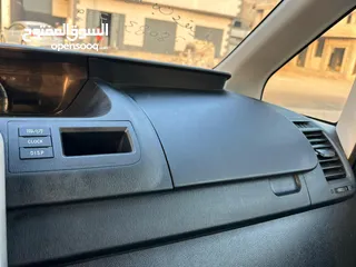  21 Toyota Voxy تويوتا فوكسي سلق  2012