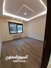  18 شقة جديده طابق ارضي مع كراج وحديقه مرج الحمام الظهير